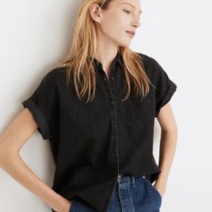 Madewell Oversized Chambray Short Sleeve Button Up